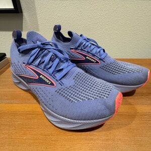 Women’s 10 Levitate Stealthfit Running Sneakers Tennis Shoes